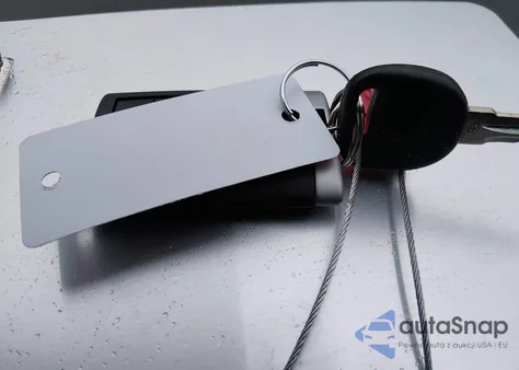 2011 Cadillac Escalade Premium z USA, uszkodzony, nr VIN 1GYS4CEF5BR364046